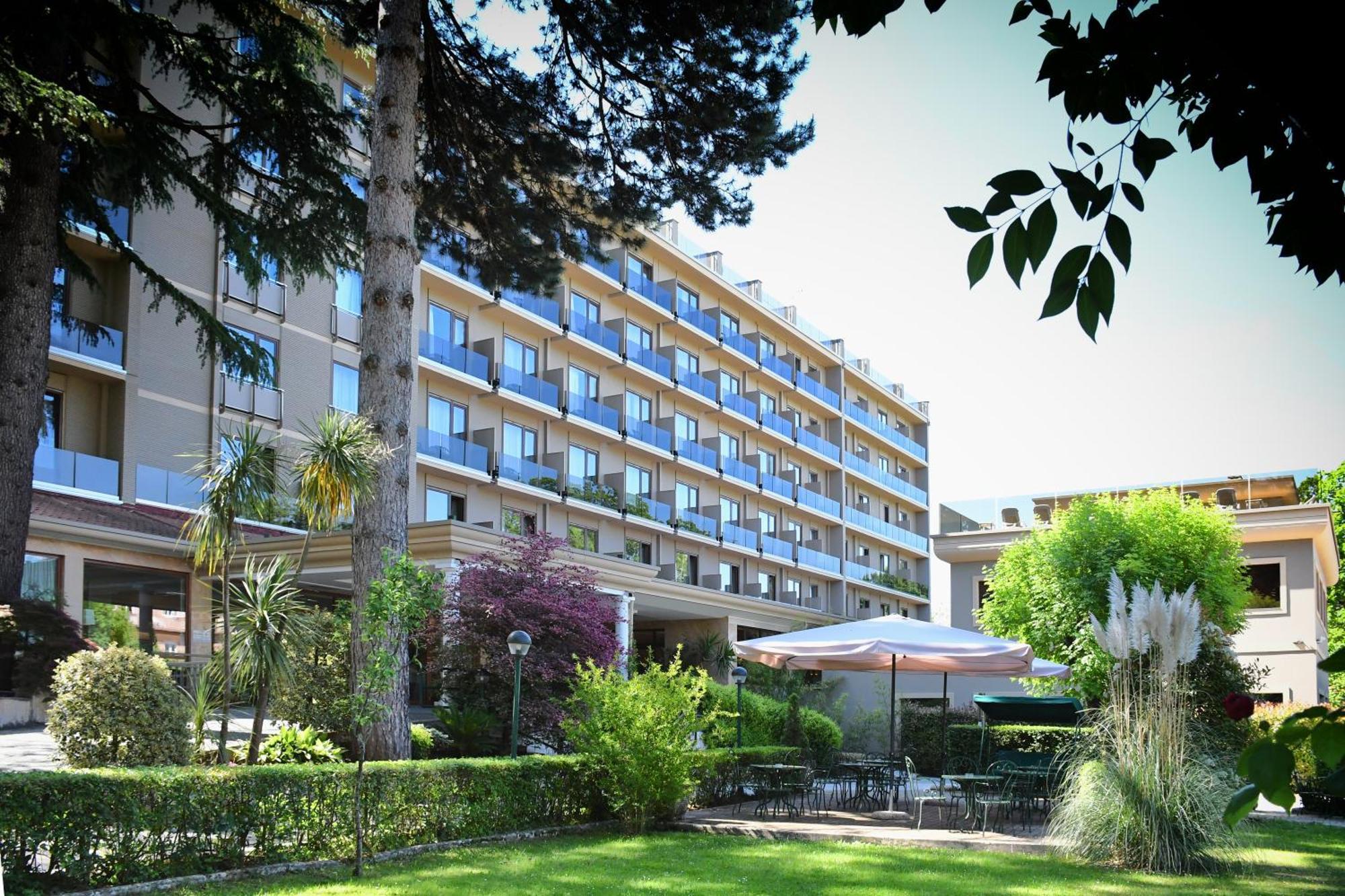 Hotel San Giorgio Fiuggi Exterior photo